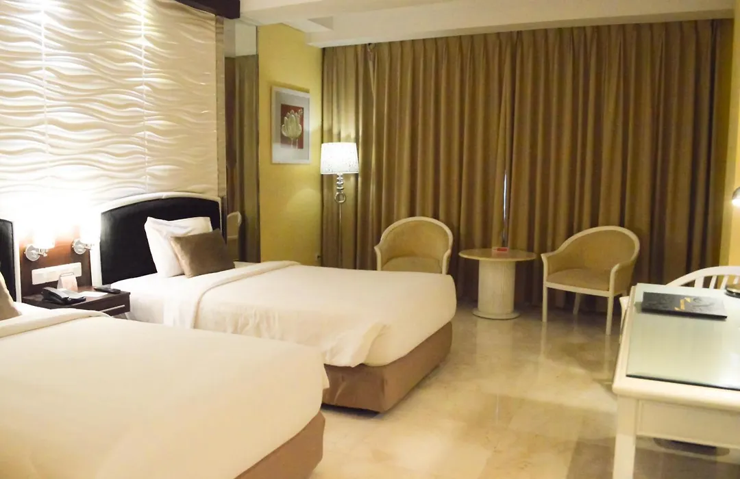 Hotel New Saphir Yogyakarta-1
